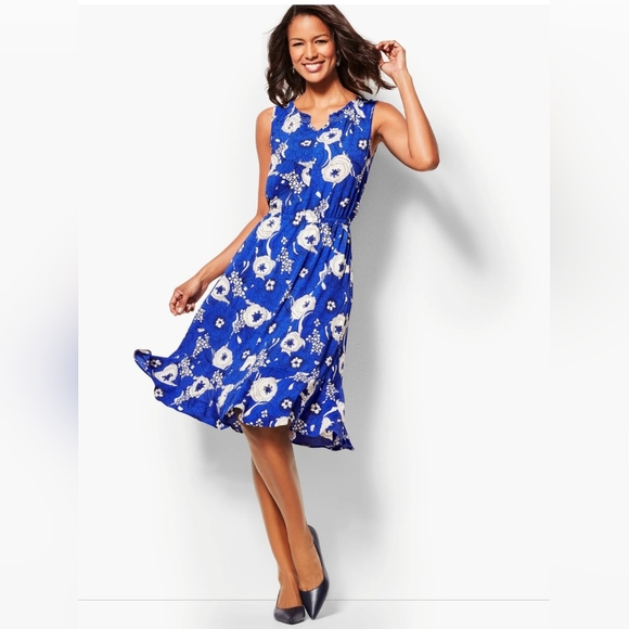 Talbots Dresses & Skirts - Talbots Floral Breeze Dress size 10